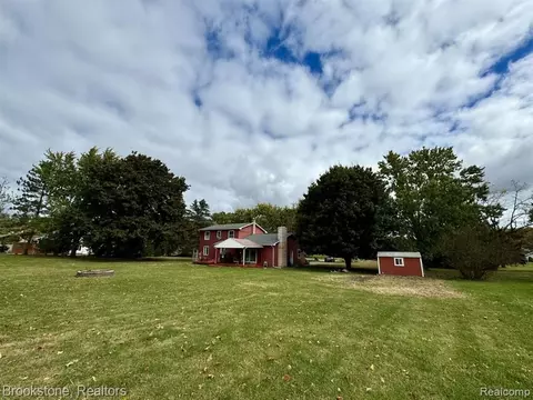10591 Milford Rd, Rose, MI 48442