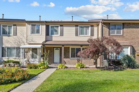 38071 Carolon Blvd, Westland, MI 48185