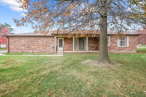 49427 Ferrisburg Crt Ct, Shelby Township, MI 48315
