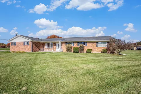 9176 Meisner Rd, Casco, MI 48064