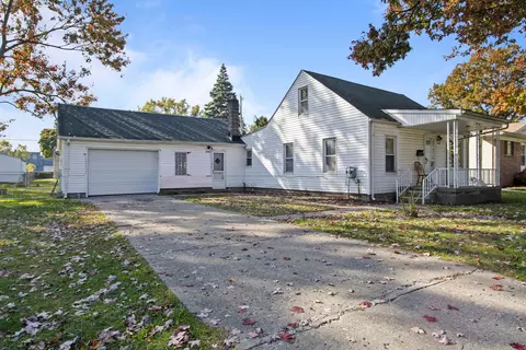2300 Waltz Ave, Warren, MI 48091