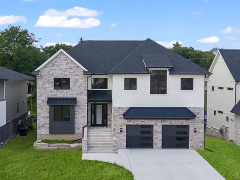1820 Sadie Shore Dr, Commerce, MI 48382