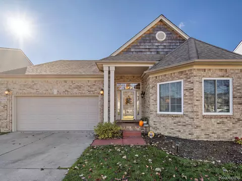 58787 Virginia Cir, New Haven, MI 48048