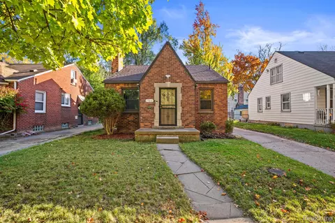 25441 Pembroke Ave, Redford, MI 48240