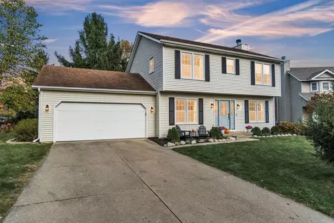 1211 Cody Cir, Pittsfield, MI 48176