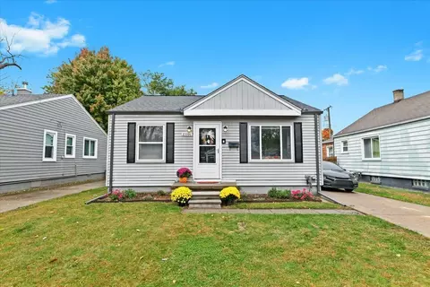 23391 Hoover Ave, Hazel Park, MI 48030