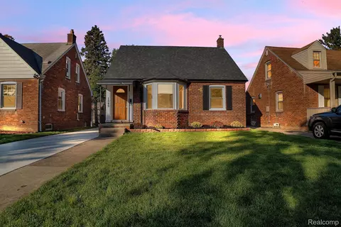 1545 N Lafayette St, Dearborn, MI 48128