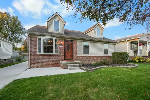 23978 Donaldson St, Clinton Township, MI 48035