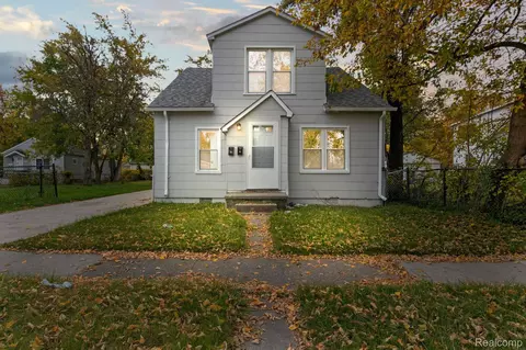 7552 Meadow Ave, Warren, MI 48091