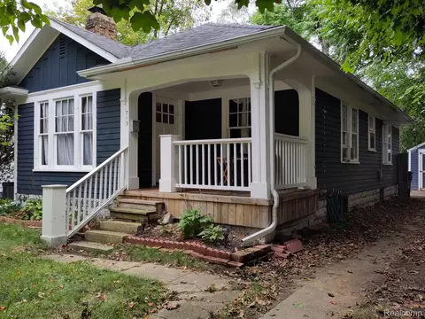 713 Frank St, Flint, MI 48504