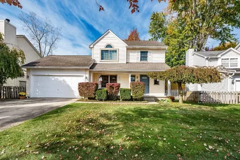 7827 Briarbrook Dr, Ypsilanti, MI 48197
