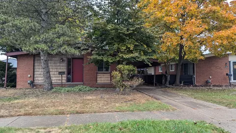 30804 Parkwood St, Westland, MI 48186