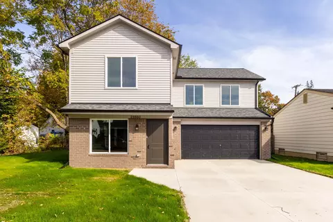 28860 Melvin St, Roseville, MI 48066