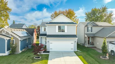 15894 Athens Ave, Clinton Township, MI 48035