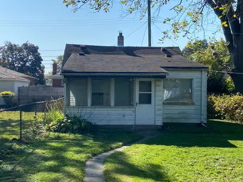 7234 Henry, Center Line, MI 48015