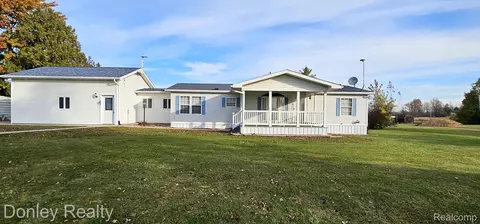 3991 Howard Rd, Marlette, MI 48453
