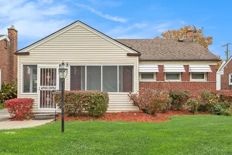 9914 Heyden St, Detroit, MI 48228