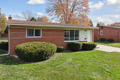 35646 Marrocco St, Clinton Township, MI 48035