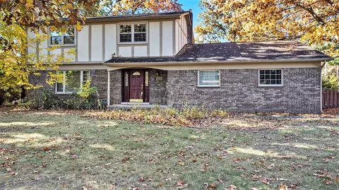 1952 Portlock Ave, Commerce, MI 48382
