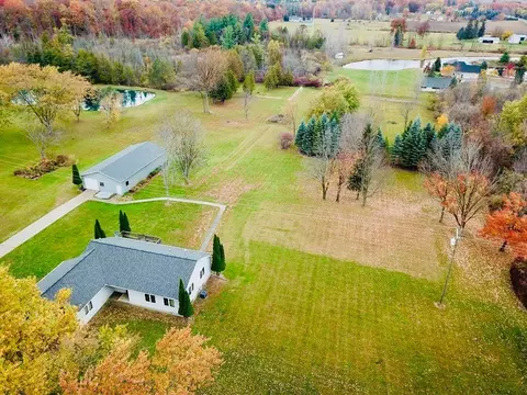 6781 Bowers Rd, Goodland, MI 48444