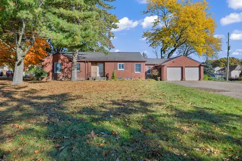 515 E Avon Rd, Rochester Hills, MI 48307
