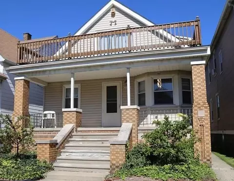 2645 Botsford St, Hamtramck, MI 48212