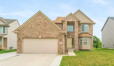 7245 Townsend Dr, Romulus, MI 48174