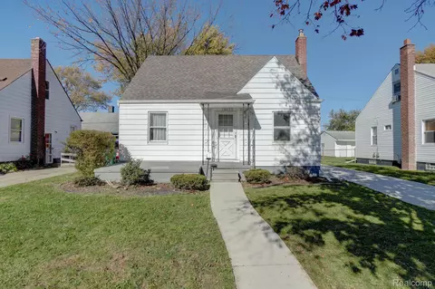 14655 Lincoln Ave, Eastpointe, MI 48021