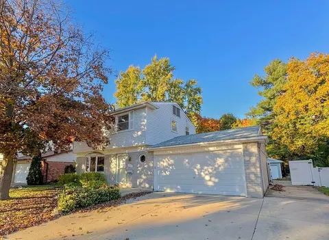 11766 Parkview Dr, Plymouth, MI 48170