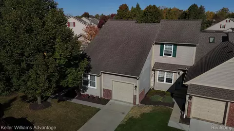 41840 Cantebury Dr, Novi, MI 48377