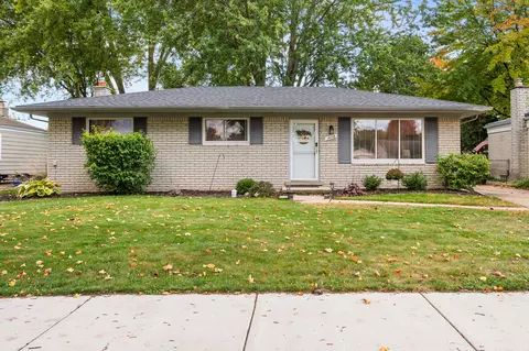 14178 Hillsdale Dr, Sterling Heights, MI 48313