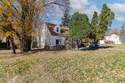 21155 Evergreen Rd, Southfield, MI 48075