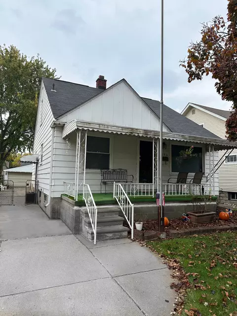 8146 Dale, Center Line, MI 48015