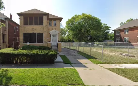 2483 Gladstone St, Detroit, MI 48206