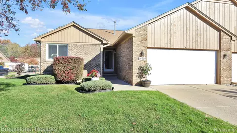 16505 Tyler Dr, Clinton Township, MI 48038