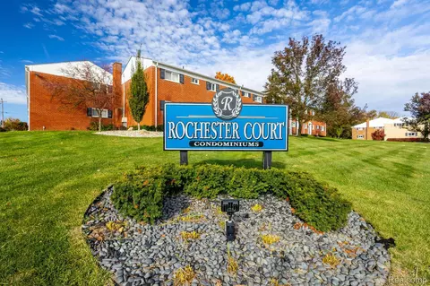 1139 Tienken Crt Ct #126, Rochester Hills, MI 48306