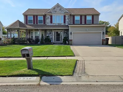 2936 Tanglewood Dr, Wayne, MI 48184