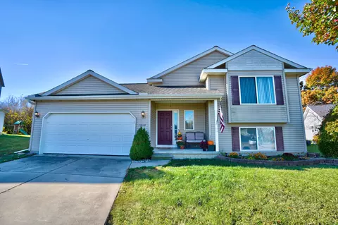 11040 Legacy Ln, Davison, MI 48423