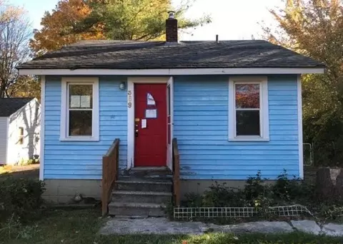 369 Seward St, Pontiac, MI 48342
