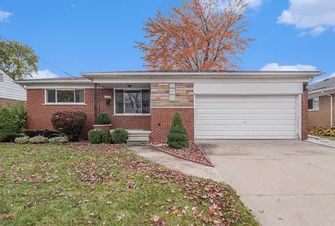 8088 Racine Rd, Warren, MI 48093