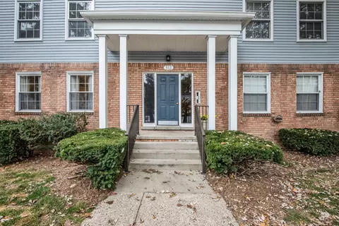 511 E University Dr # 603, Rochester, MI 48307