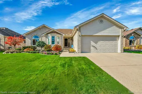33277 Harrington, Fraser, MI 48026