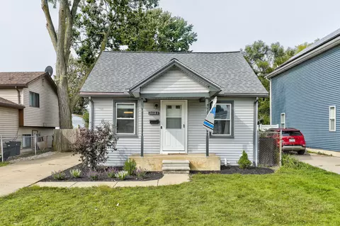 30183 Alger Blvd, Madison Heights, MI 48071