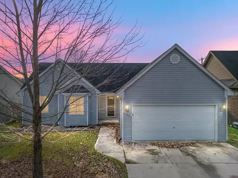 30284 Margo Dr, New Haven, MI 48048