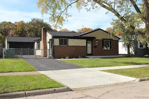 16432 Oakbrook St, Romulus, MI 48174