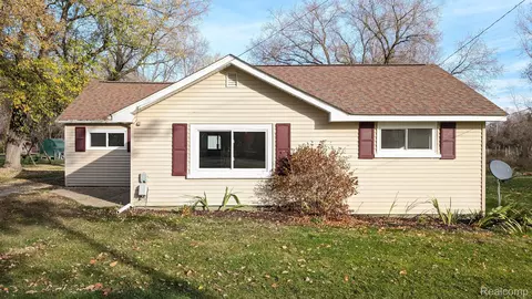 10147 Clark Rd, Richfield, MI 48423