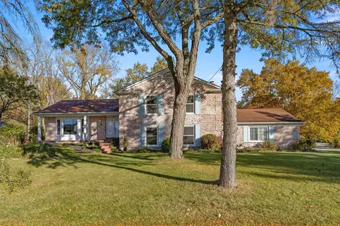 2544 Wickfield, West Bloomfield, MI 48323