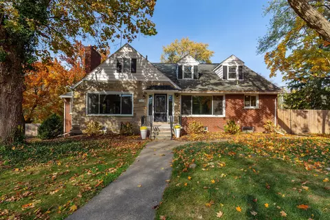 19050 Wiltshire Blvd, Lathrup Village, MI 48076