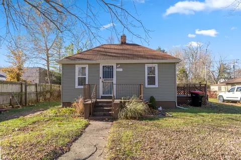 20757 Negaunee St, Southfield, MI 48033