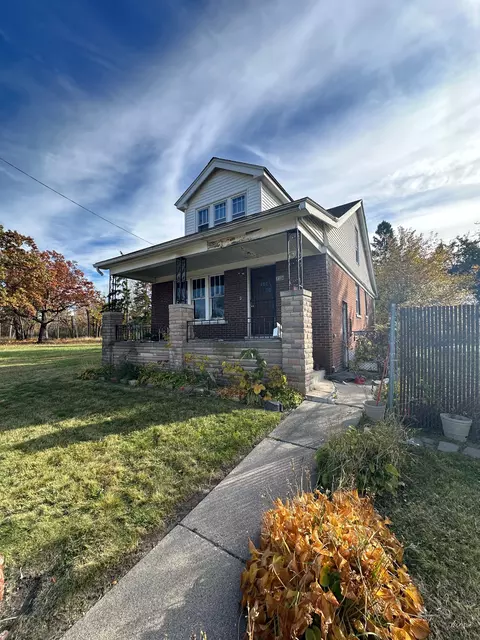 8308 E Brentwood St, Detroit, MI 48234